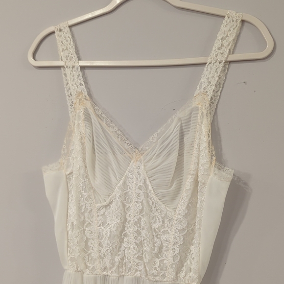 Vintage Slip Dress Sheer White Nightgown size Medium Fairy Lace Ethereal - Picture 2 of 8